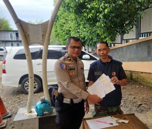 Samsat Cibinong Tegaskan Gesek Nomor Mesin Kendaraan Gratis, Masyarakat Diimbau Tak Perlu Memberi Uang